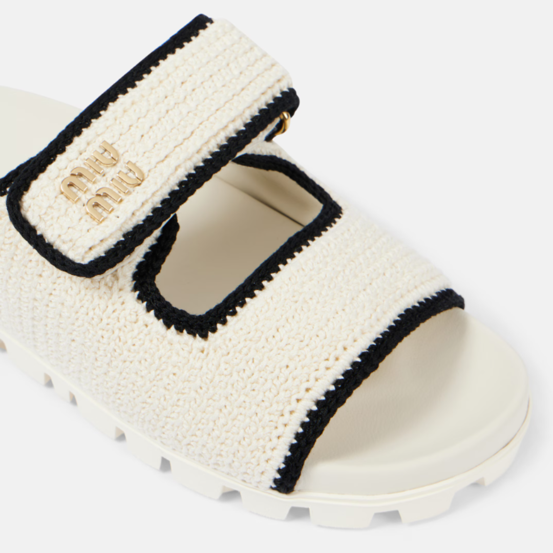 Viral MM Crochet Slides