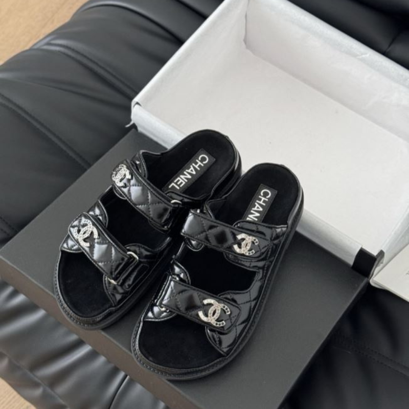 CH Viral Sandals