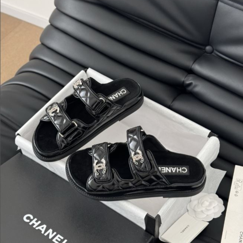 CH Viral Sandals