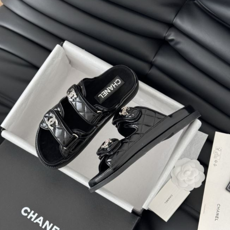CH Viral Sandals